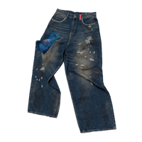 11 BLUE // JEANS