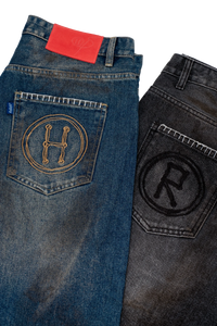 11 BLUE // JEANS